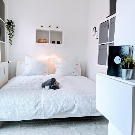 Lenastay L Tiny Apartment - Innenstadt كايزرسلاوترن المظهر الخارجي الصورة